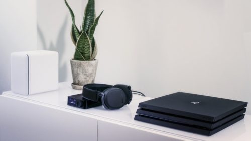 SteelSeries_ArctisPro_Wireless_Hero