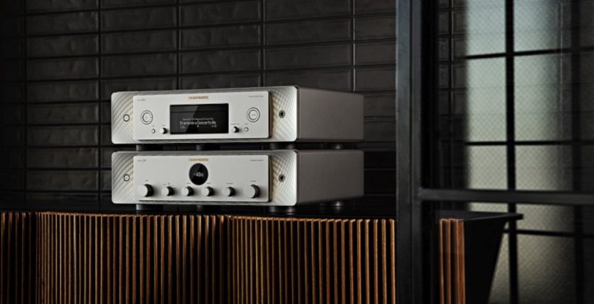 Model30_SACD30_Combo_Silver_lifestyle6