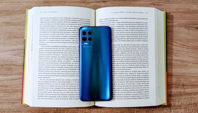 Moto g100 skener