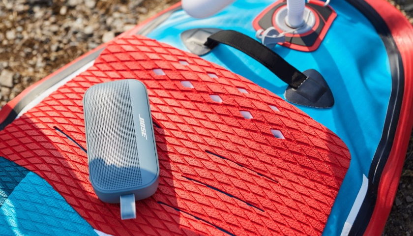 Bose SoundLink Flex u vody