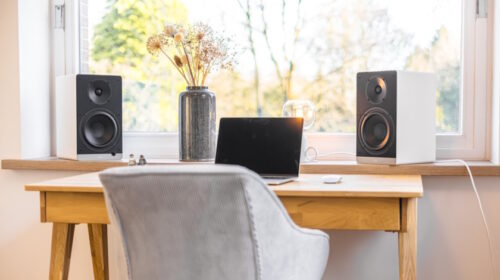 Špičkový zvuk v kompaktním designovém all-in-one provedení