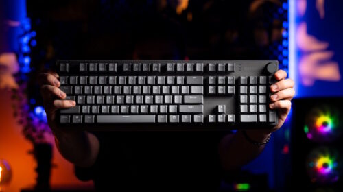 Nová generace klávesnic s lepší akustikou, spínači i kvalitou
